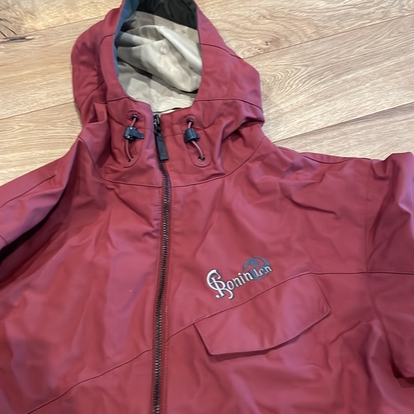 EUC- BURTON- RONIN SNOWBOARDING JACKET SIZE MEDIUM LIKE NEW!! Cool Rare collar. - Picture 3 of 8